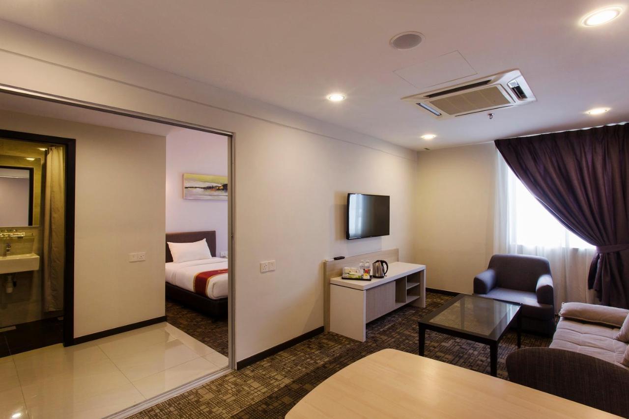 Amansari Hotel Nusajaya Nusajaya  Dış mekan fotoğraf