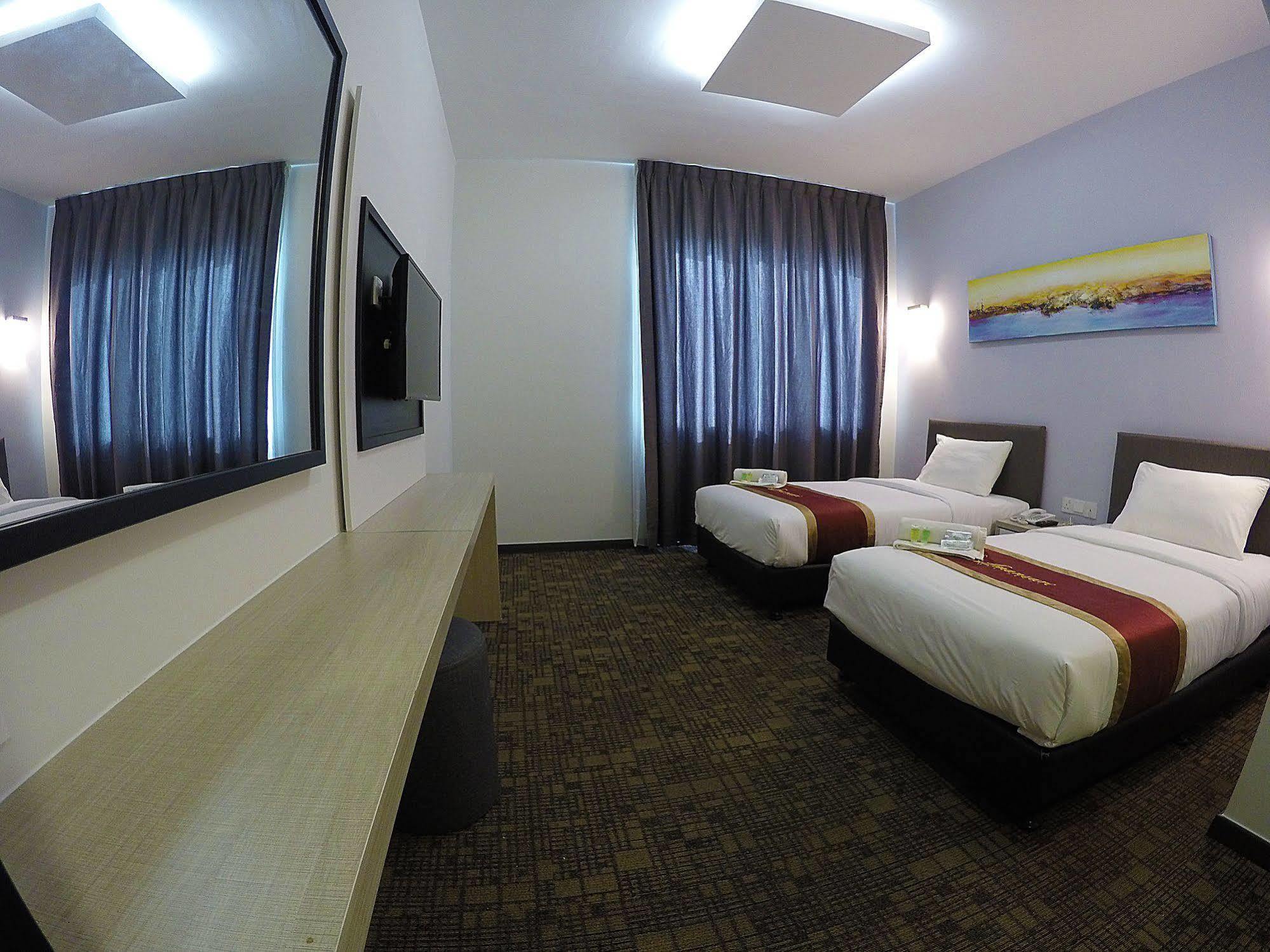 Amansari Hotel Nusajaya Nusajaya  Dış mekan fotoğraf